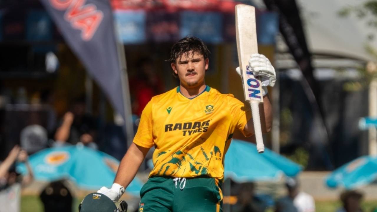 Lhuan-dre Pretorius aur Connor Esterhuizen ka Toofaan: South Africa ne Namibia ko High-Scoring Thriller mein Chatayi Dhool!