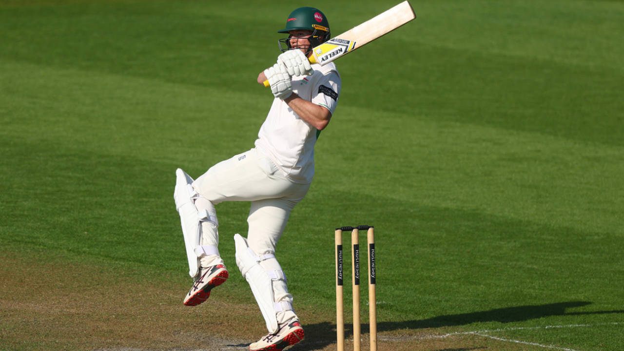Nottinghamshire vs Leicestershire Draw: Haseeb Hameed Century in Vain as Scriven and Davey Heroics Snatch Top Spot