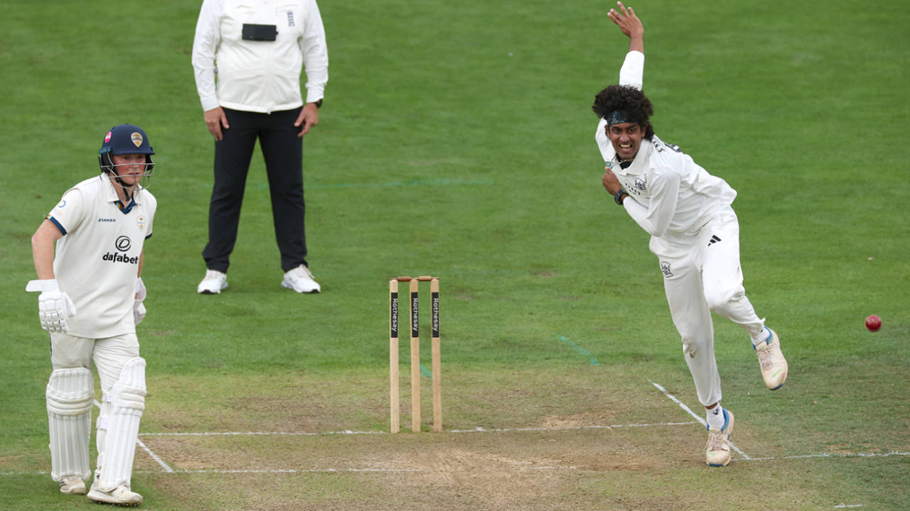 Bristol mein Sai Kishore ka Masterclass: Derbyshire ki batting line-up ko kiya tahas-nahas