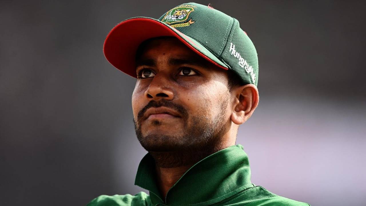 Mehidy Hasan Miraz ki CPL Entry aur Mohammad Haris ka Replacement Luck: Amazon Warriors ne Playoffs se pehle badli apni paltan!