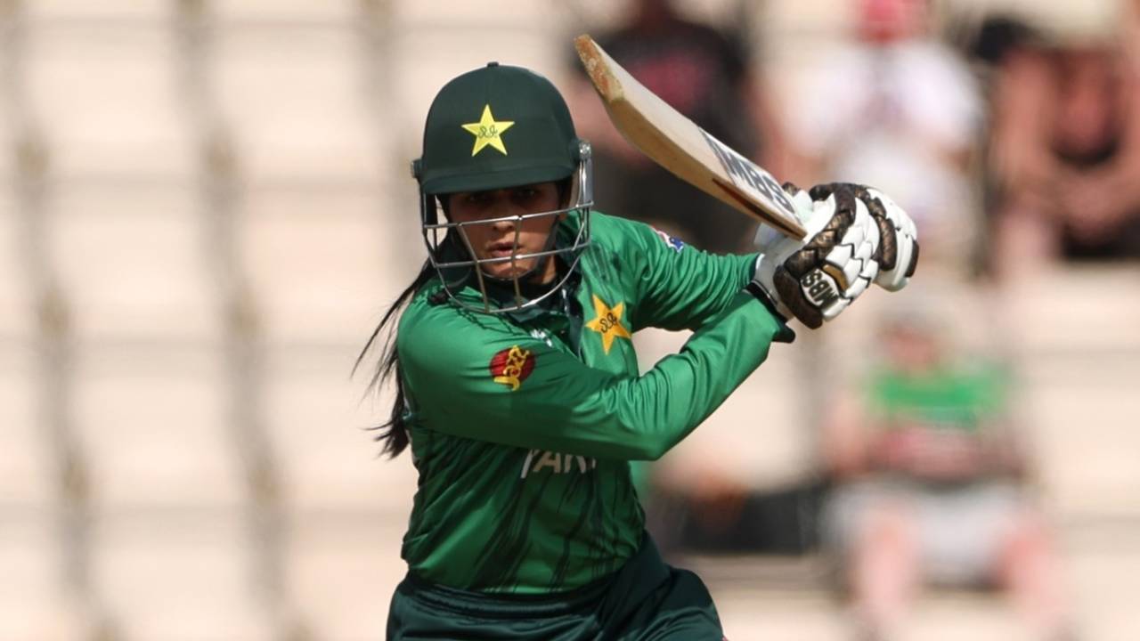 Pakistan Women Team Ki Badtameezi On Record: Gull Feroza Par ICC Ka Hunter, Dissent Ke Liye Thoka Fine