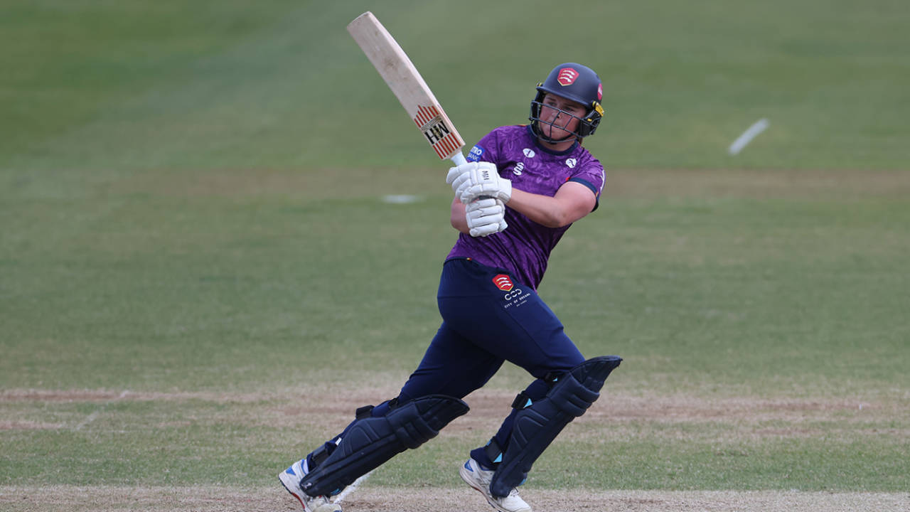 Grace Scrivens aur Jodi Grewcock ka Chelmsford Masterclass: Essex ne toda 7 matches ki haar ka shrap