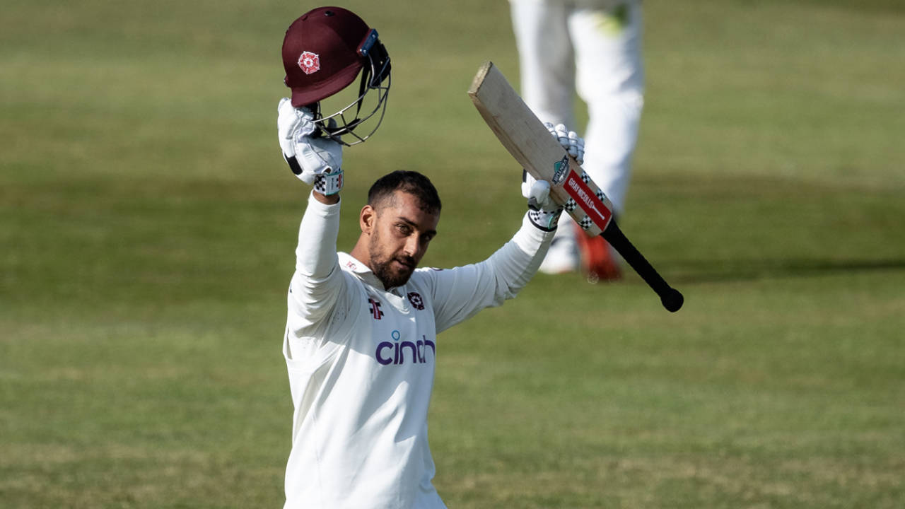 Saif Zaib Masterclass aur Harry Conway ka Keher: Northamptonshire ne Worcestershire ko Backfoot par Dhakela
