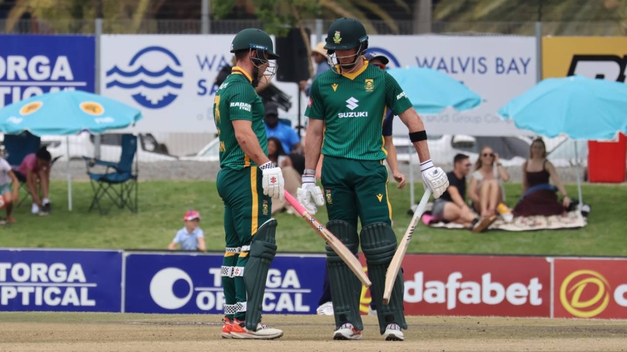 South Africa ne Namibia ka kiya Clean Sweep: Bjorn Fortuin aur Jordan Hermann ne machaya Gadar