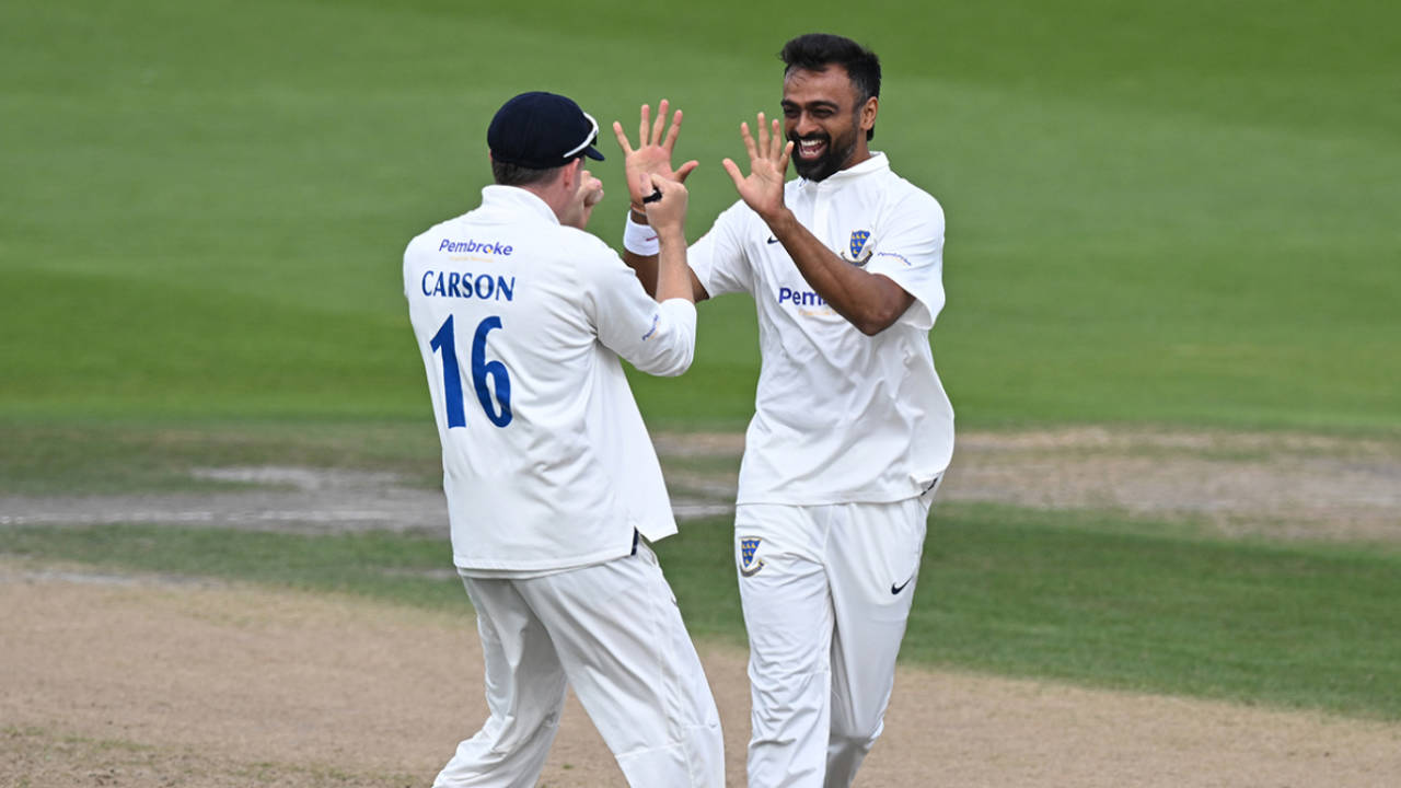 Jaydev Unadkat ka Hove mein Kohram: 500 First Class Wickets ka Maha-Record aur Nottinghamshire ki Halat Kharab