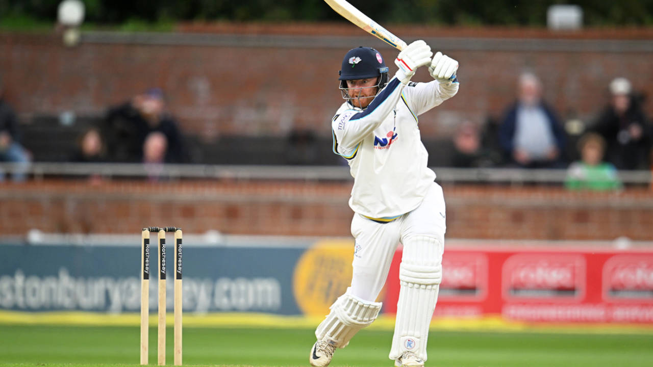 Jonny Bairstow ki Masterclass ke baad Ben Cliff ka Kehar, Kya Somerset kho degi Title ka Mauka?
