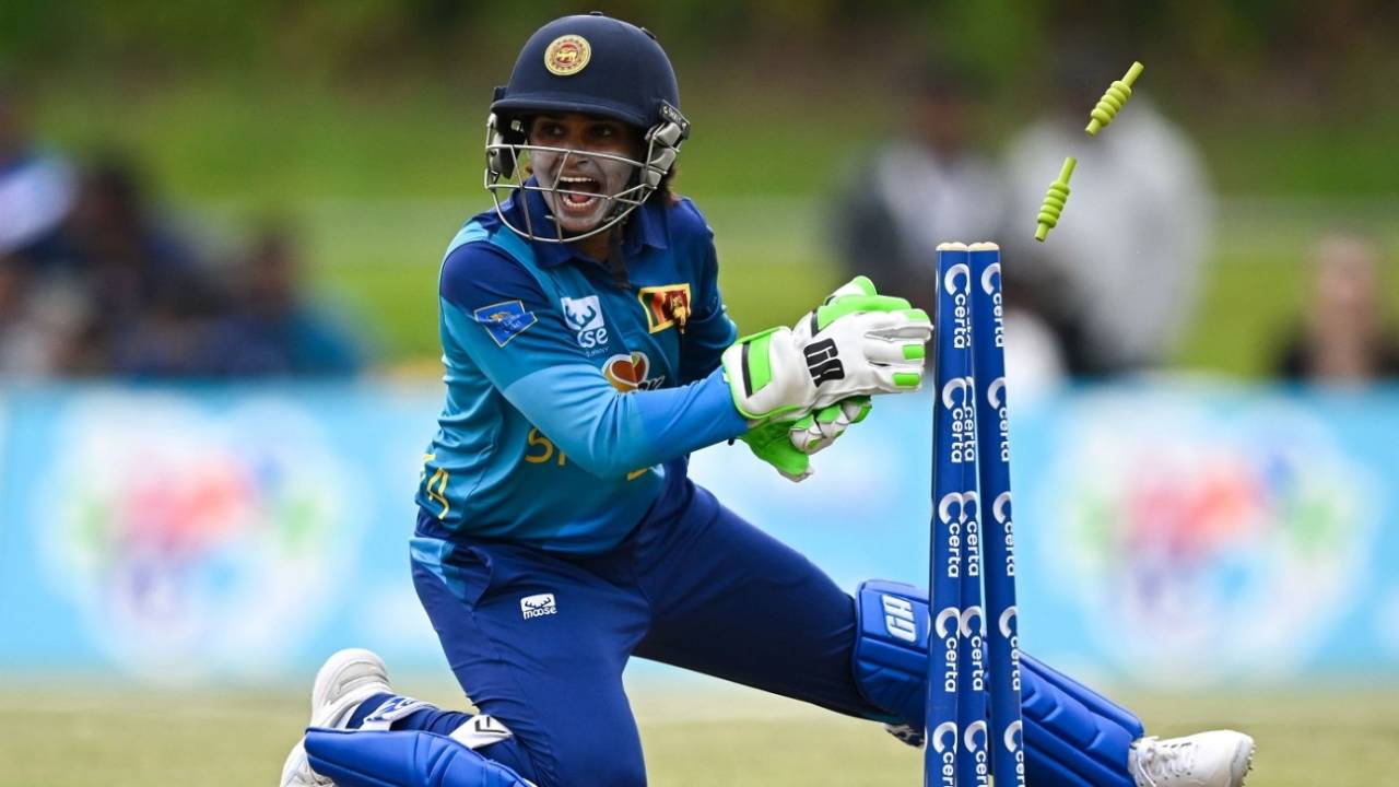Sri Lanka Women's Team ko laga bada jhatka: Nilakshika Silva Asian Games se bahar, ye hai Final Squad!