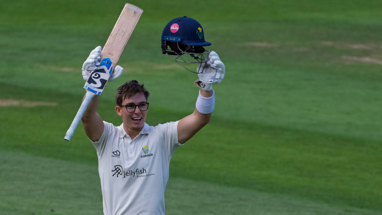 Asa Tribe Ki Masterclass Se Glamorgan Ne Surrey Ko Kiya Behaal: County Championship Mein Macha Gadar