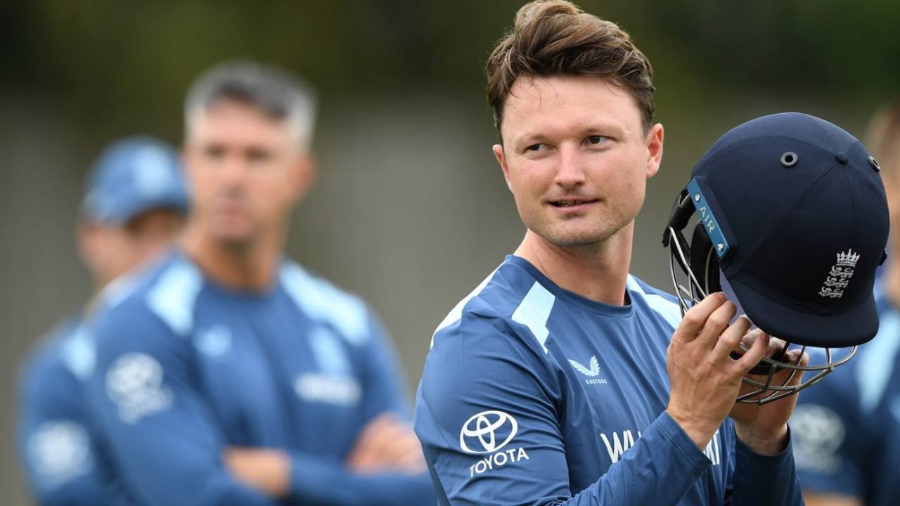 England vs Sri Lanka: Aneurin Donald ka Explosive Debut aur Charith Asalanka ka Bowling Masterplan