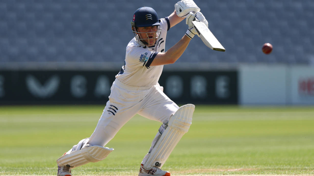 Sam Robson ka Batting Masterclass: Middlesex ne Bristol mein Gloucestershire ki haalat kharab ki, lead 300 ke paar!