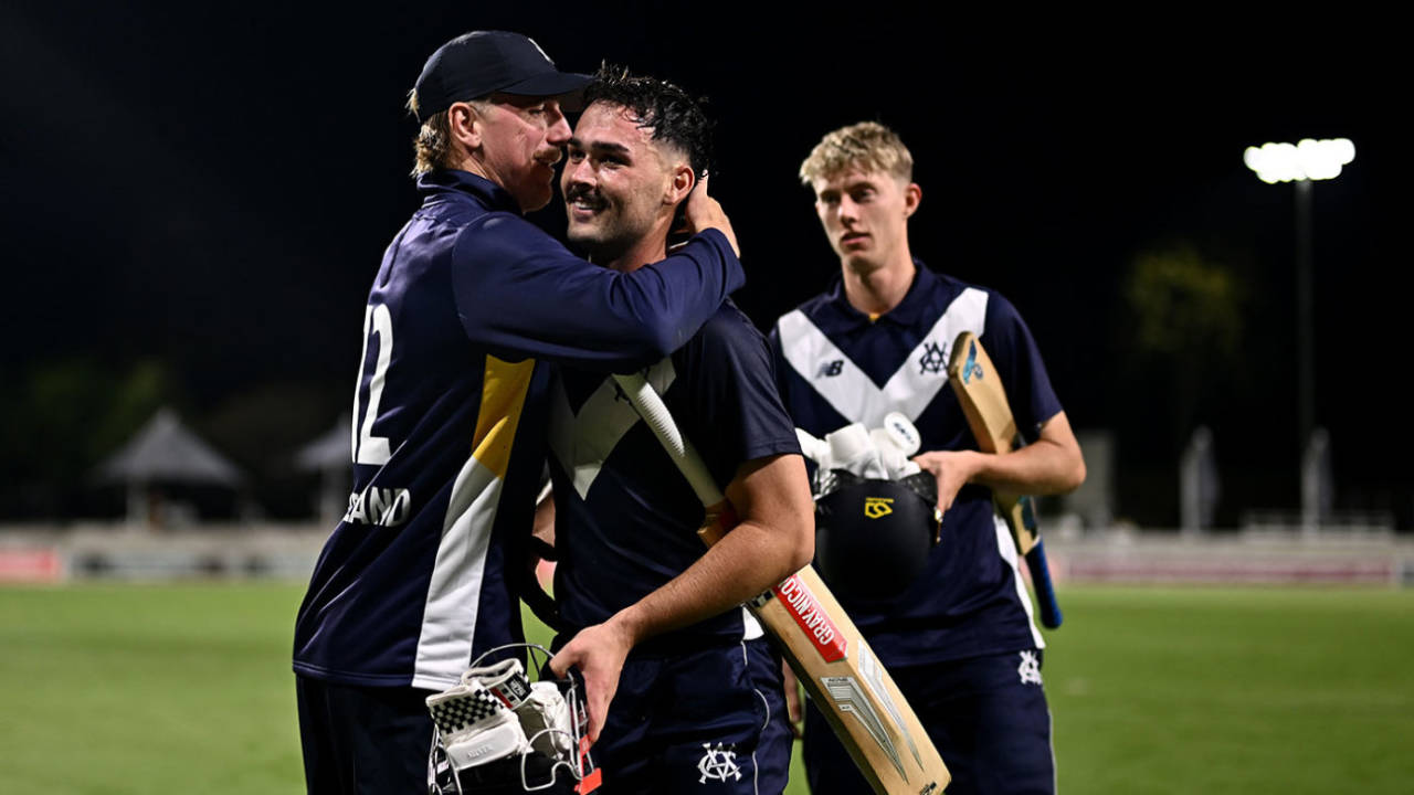 Maut ko maat dekar Liam Blackford ne racha itihaas: 149* on Debut pulls off a Miracle Chase for Victoria
