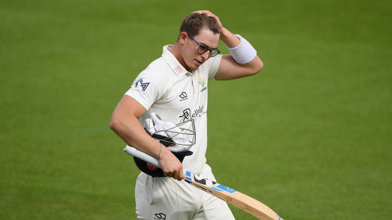 Glamorgan vs Essex: Asa Tribe ka Masterclass aur Essex ki batting ka bura haal