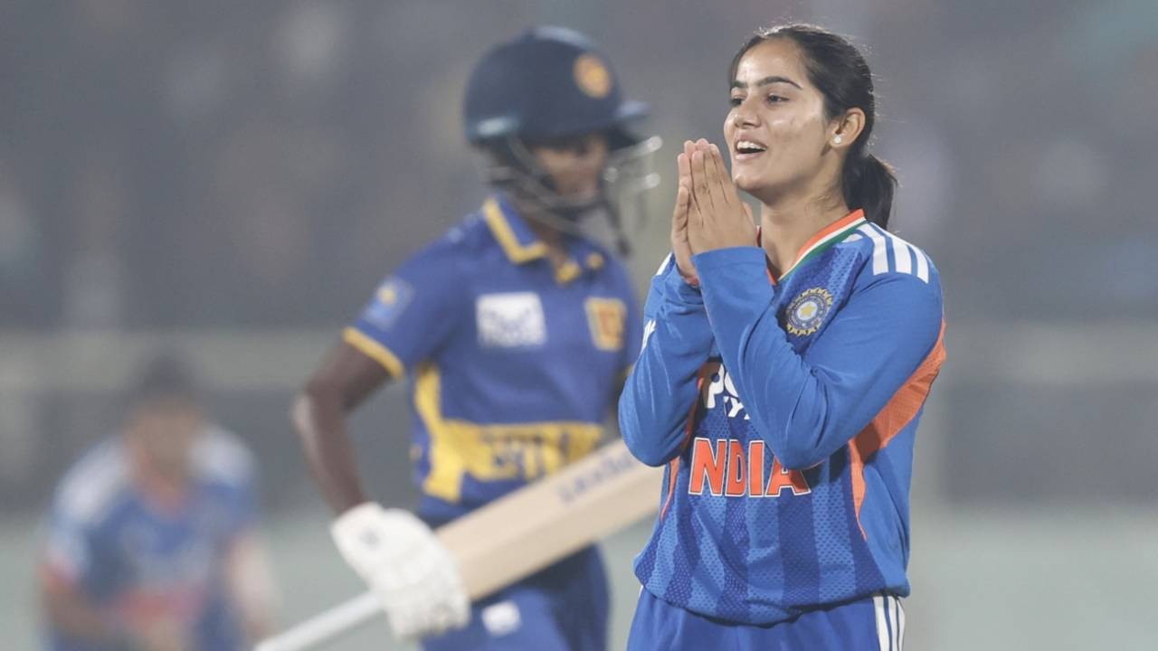 Vaishnavi Sharma ka 6-Wicket Masterclass: India A ne Australia A ki halat kharab ki, 322 runs ki badi lead