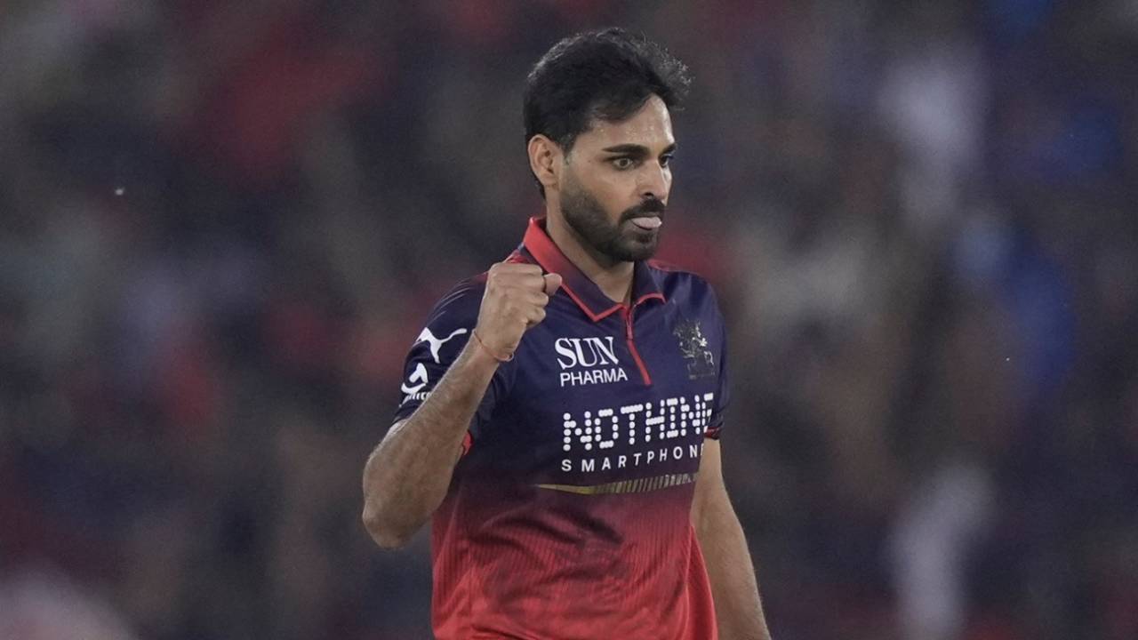 Swing King Returns: Bhuvneshwar Kumar and Varun Chakravarthy Recalled for India vs New Zealand T20Is