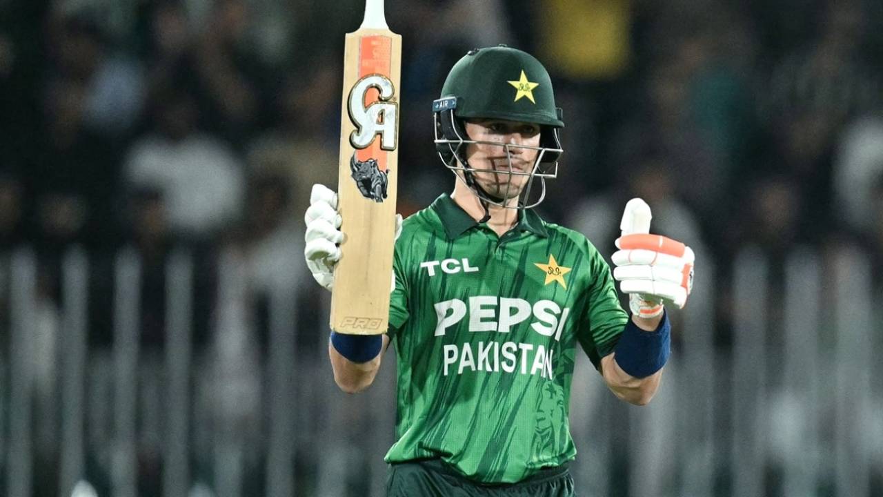Pindi Highway Par Pakistan Ka Kabza: Maaz Sadaqat and Farhan Clobber Sri Lanka to Seal Series!