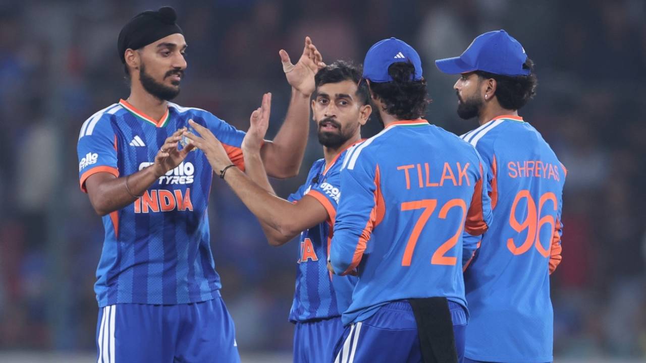 Swing King ki Wapsi: Bhuvneshwar Kumar Returns as Arshdeep Singh faces injury scare before Bengaluru decider!