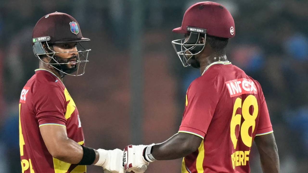 Bengaluru Decider Se Pehle Daren Sammy Ka Challenge: West Indies Ne Garibi Aur Mushkilon Ke Baad Bhi India Ko Pilayi Chai!