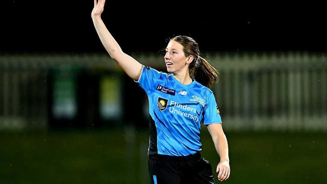 Darcie Brown Out of WBBL 2026: Back Injury Ends Adelaide Strikers Star's Season Before It Begins