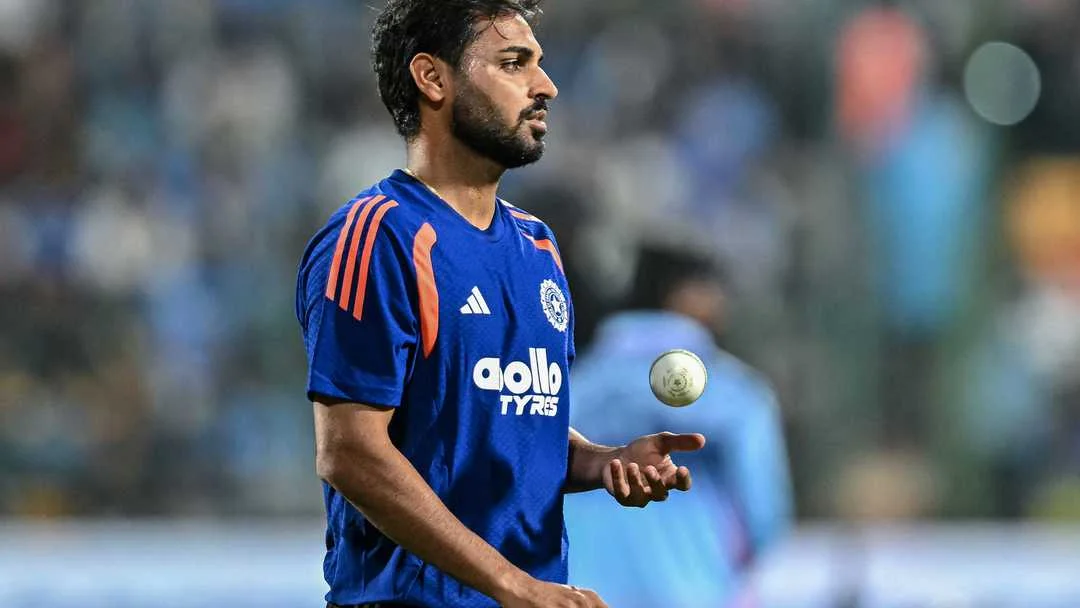 Bhuvneshwar Kumar Ki Team India Mein Wapsi: Shreyas Iyer Ne Bataya Kyun Bhuvi Ban Sakte Hain New Zealand Series Ka X-Factor