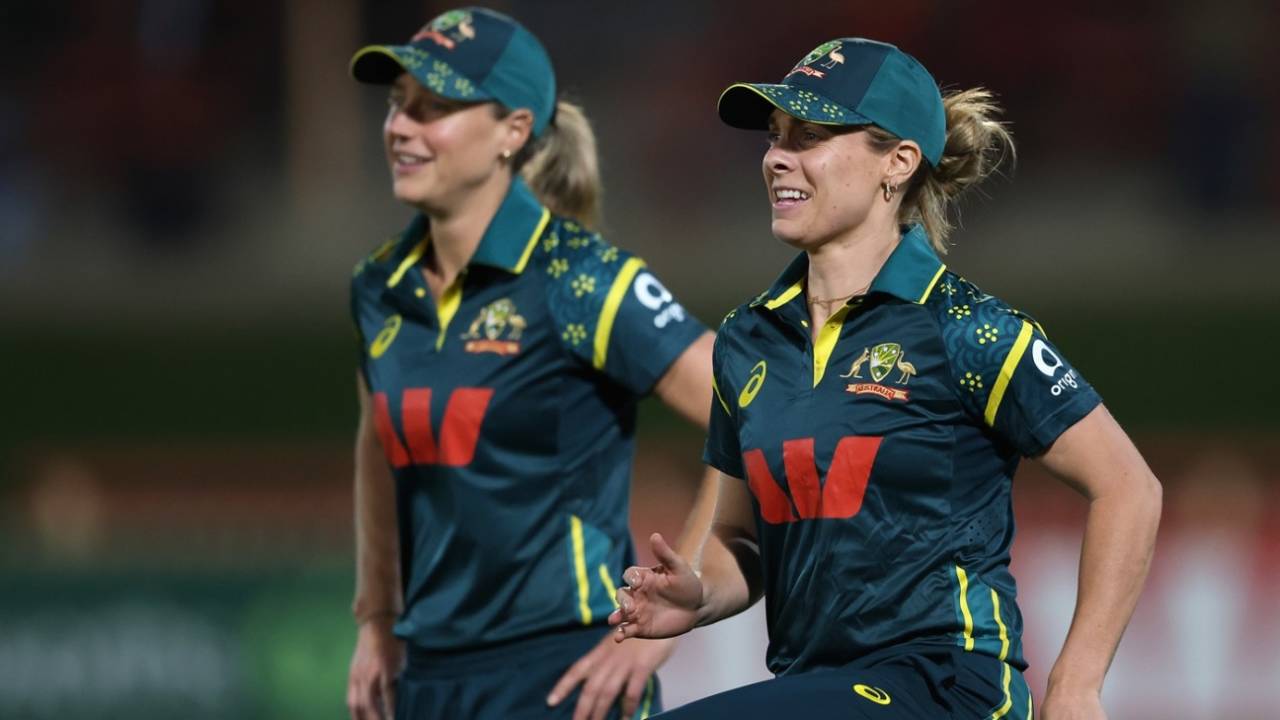 Australia vs New Zealand: Baarish ke beech 14 overs ka shootout, Aussies ne jeeta toss aur liya bowling ka faisla