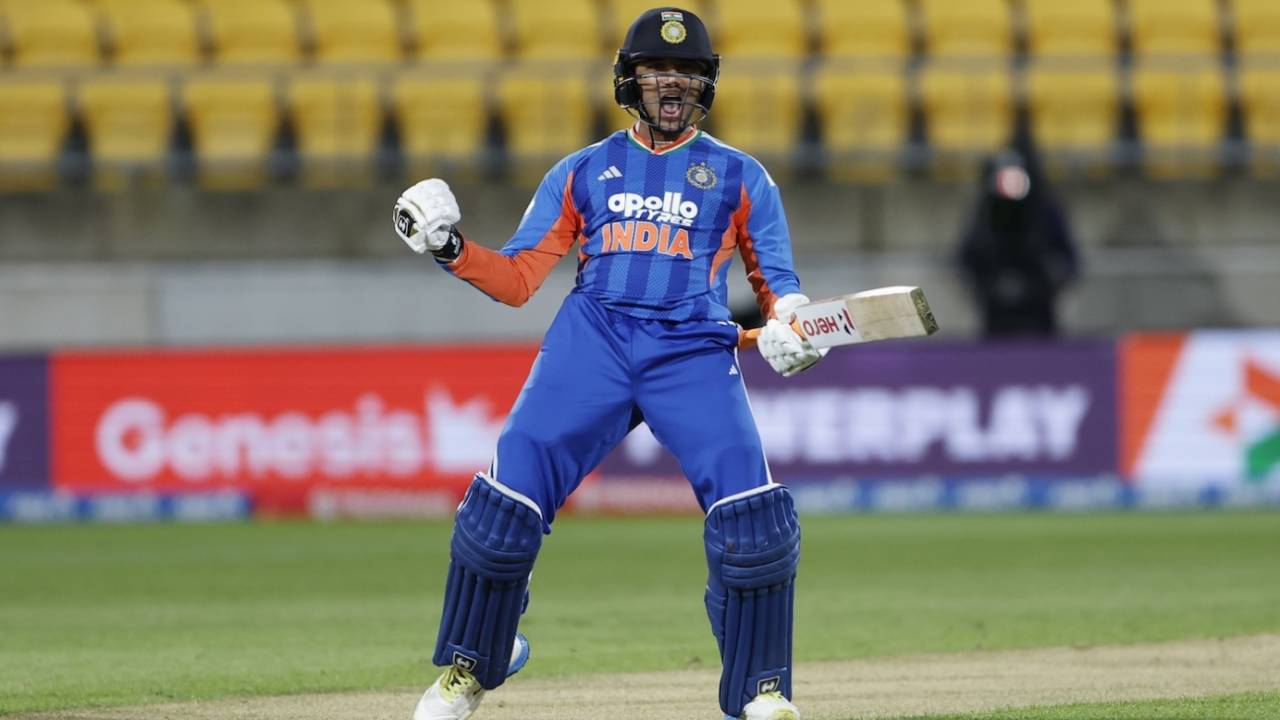 Abhishek Sharma aur Vaibhav Sooryavanshi ka Wellington mein 'Tandav' : India ne 13.2 Overs mein Chase kiya 199 ka Target