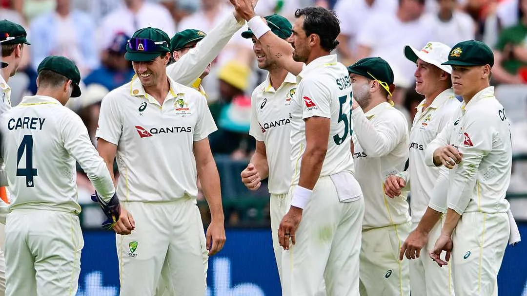 Mitchell Starc Ke 6 Wickets Ne Palta Cape Town Test: South Africa 329 Par All Out, Ackerman Ki 95 Ki Pari Bekaar