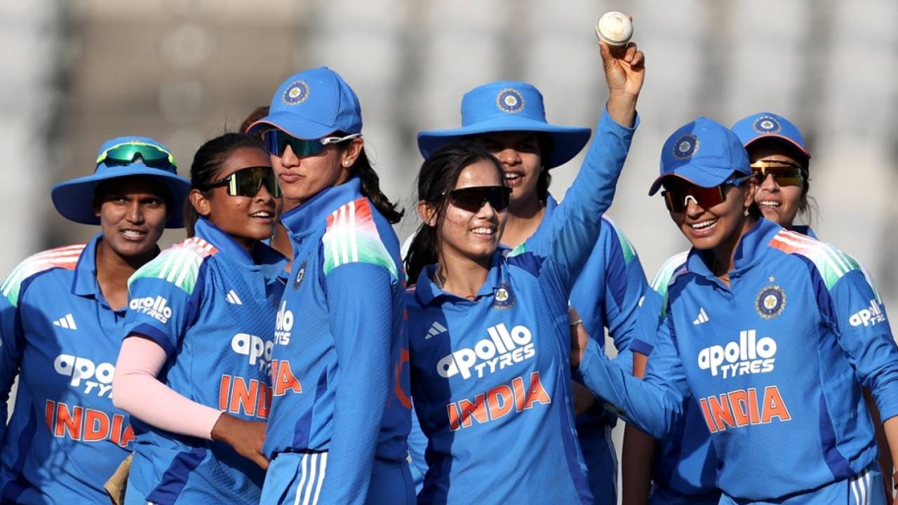 India vs Zimbabwe: Vaishnavi Sharma ka Panja aur Shafali Verma ka Toofaan, India ne kiya 3-0 Clean Sweep!