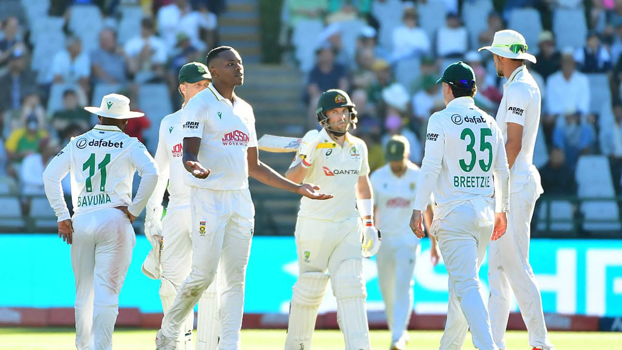 Australia Edge Ahead at Newlands as Inglis-Carey Stand Reshapes Deciding Test Against South Africa