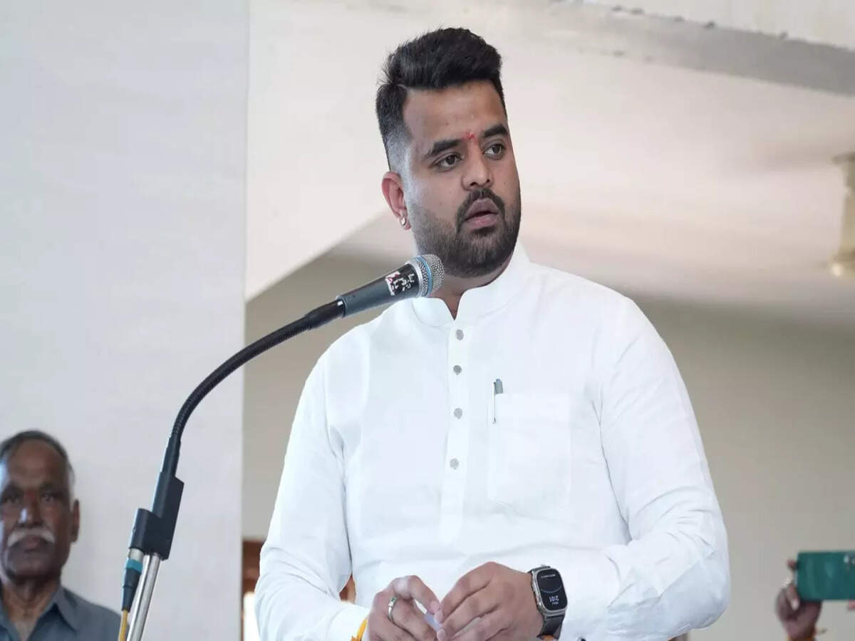 James Anderson Shocked by Lancashire: Legend ki be-izzati ya Professionalism ka over-dose?