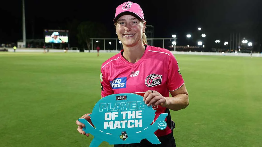 Sydney Sixers Beat Brisbane Heat on Last Ball in WBBL 2026 Opener as Ellyse Perry Stars